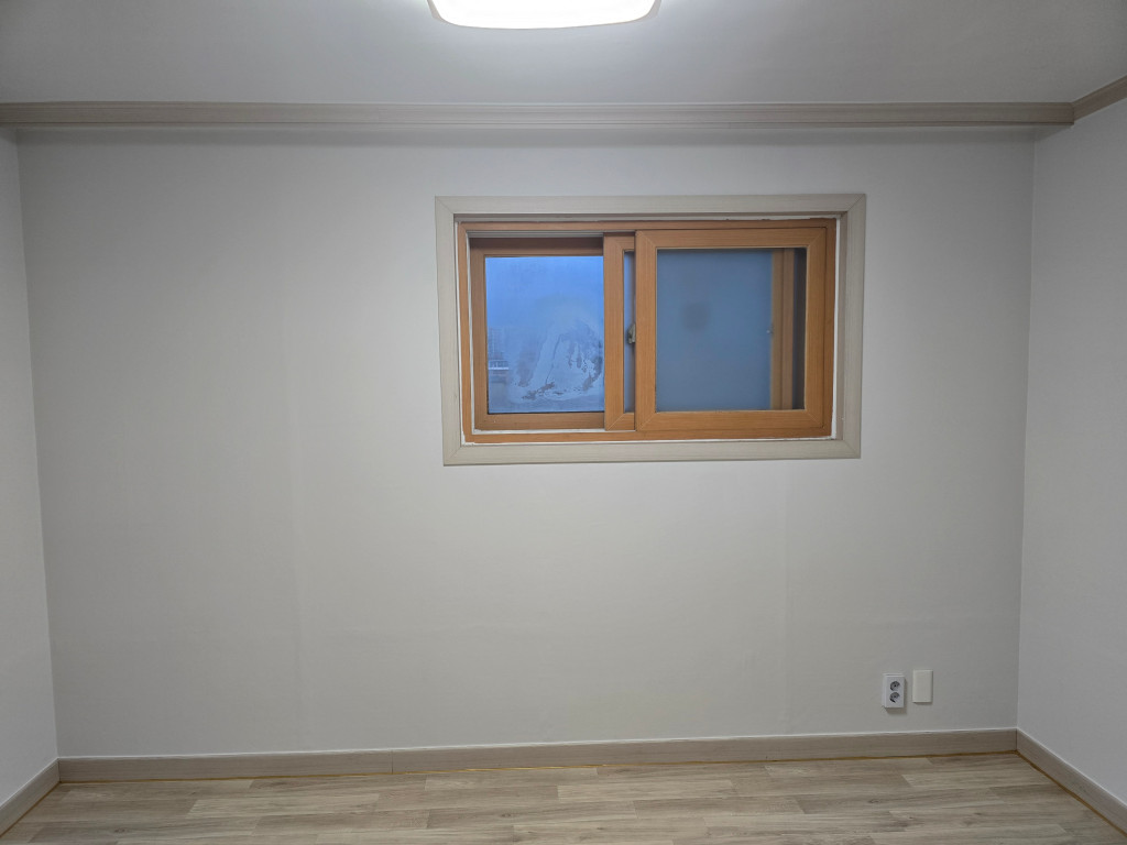 2944258182_61scDuZy_e6925bdd0f640fca53060a25bfef17ec9916ca14.jpg 이미지크게보기