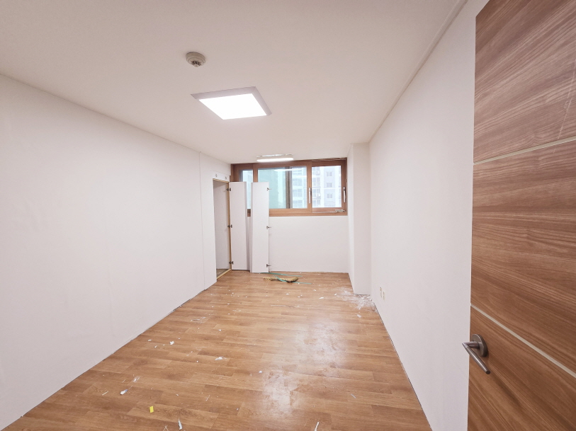 /user/y/yonghyeon/editor/2503/3359e7beb520f97089994f7fa555915d_1743078311_0389.jpg 이미지크게보기