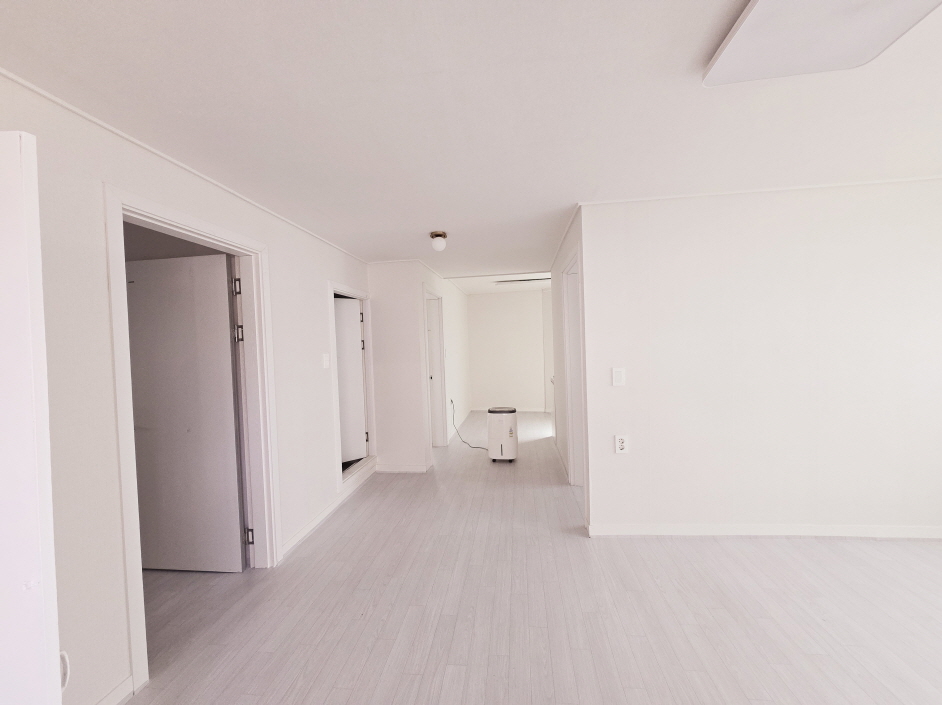 /user/y/yonghyeon/editor/2504/5ed4c22b7ad4263067e1356be2becdc4_1745837909_5278.jpg 이미지크게보기