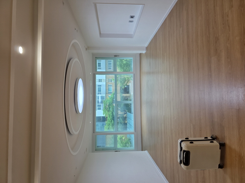 /user/y/yonghyeon/editor/2508/9f3333b6aa8ddc9a0839e0d6bbd61139_1754830990_6989.jpg 이미지크게보기